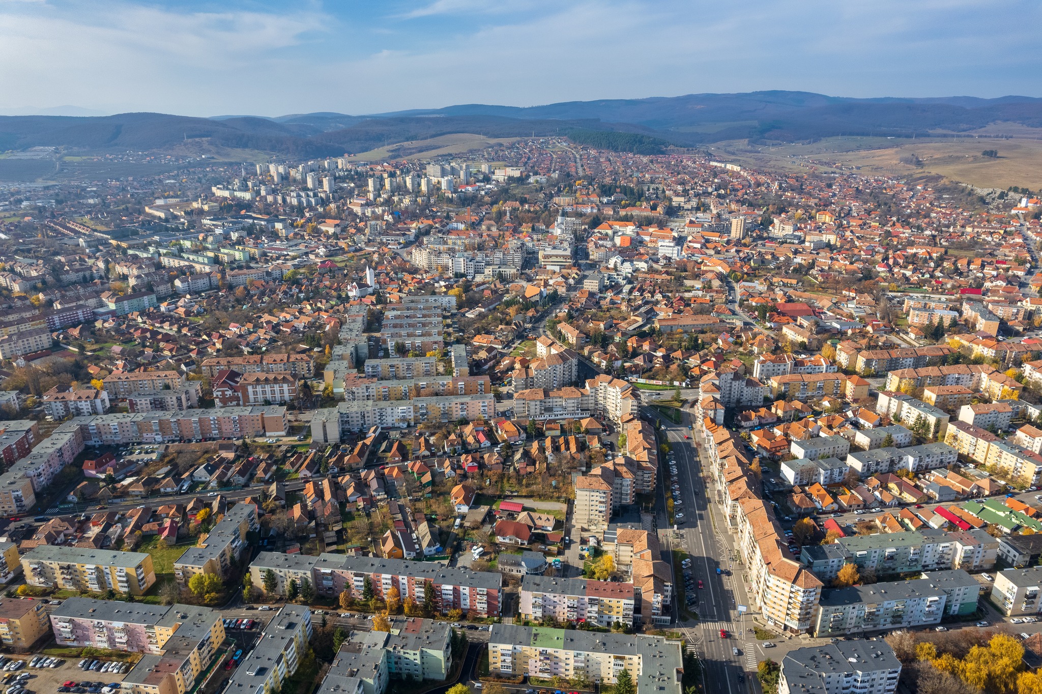 Primăria Sfântu Gheorghe aşteaptă oferte pentru a cumpăra apartamente sau case de locuit care vor fi locuințe de necesitate