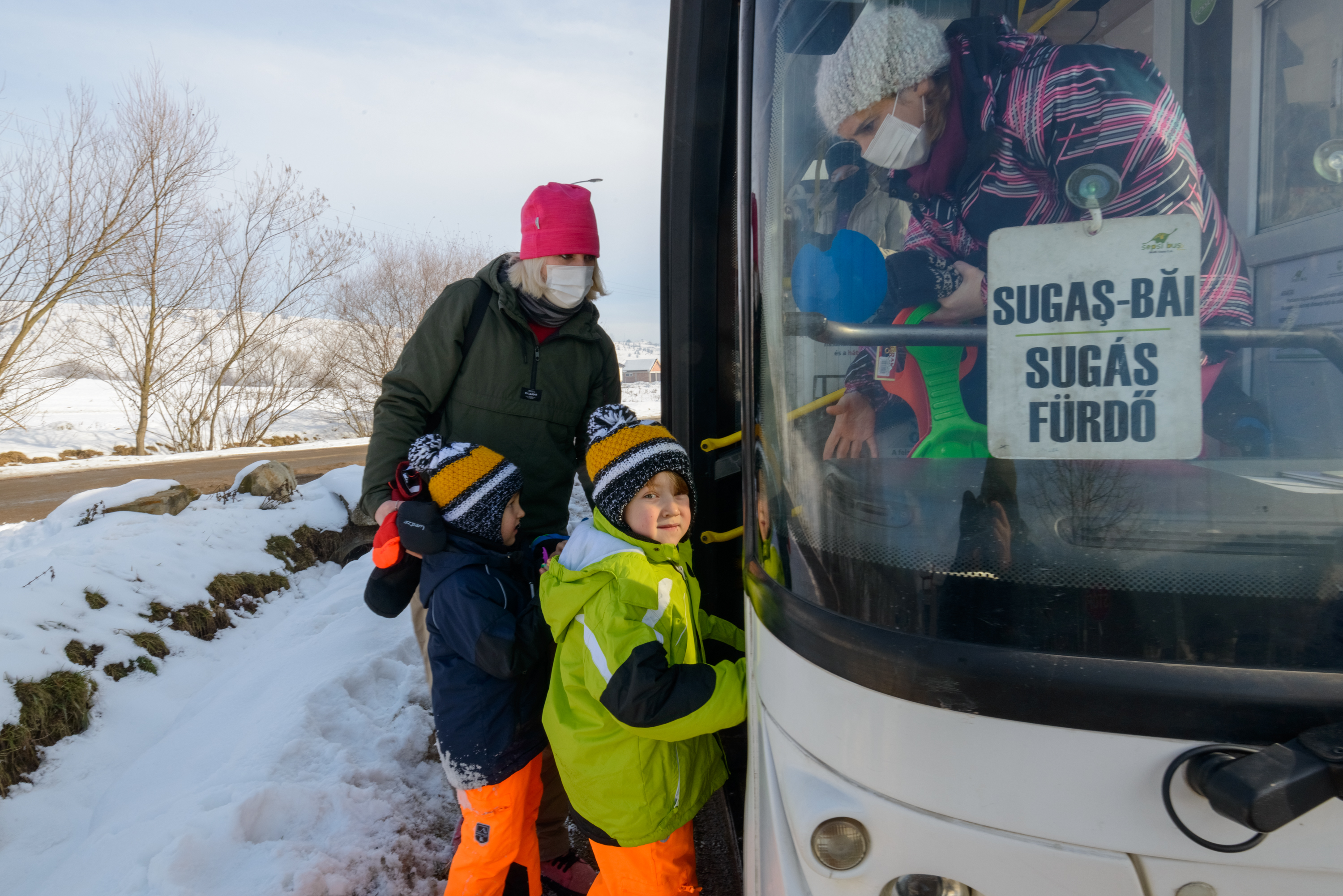 Autobuze din oră în oră spre Şugaş Băi în weekenduri