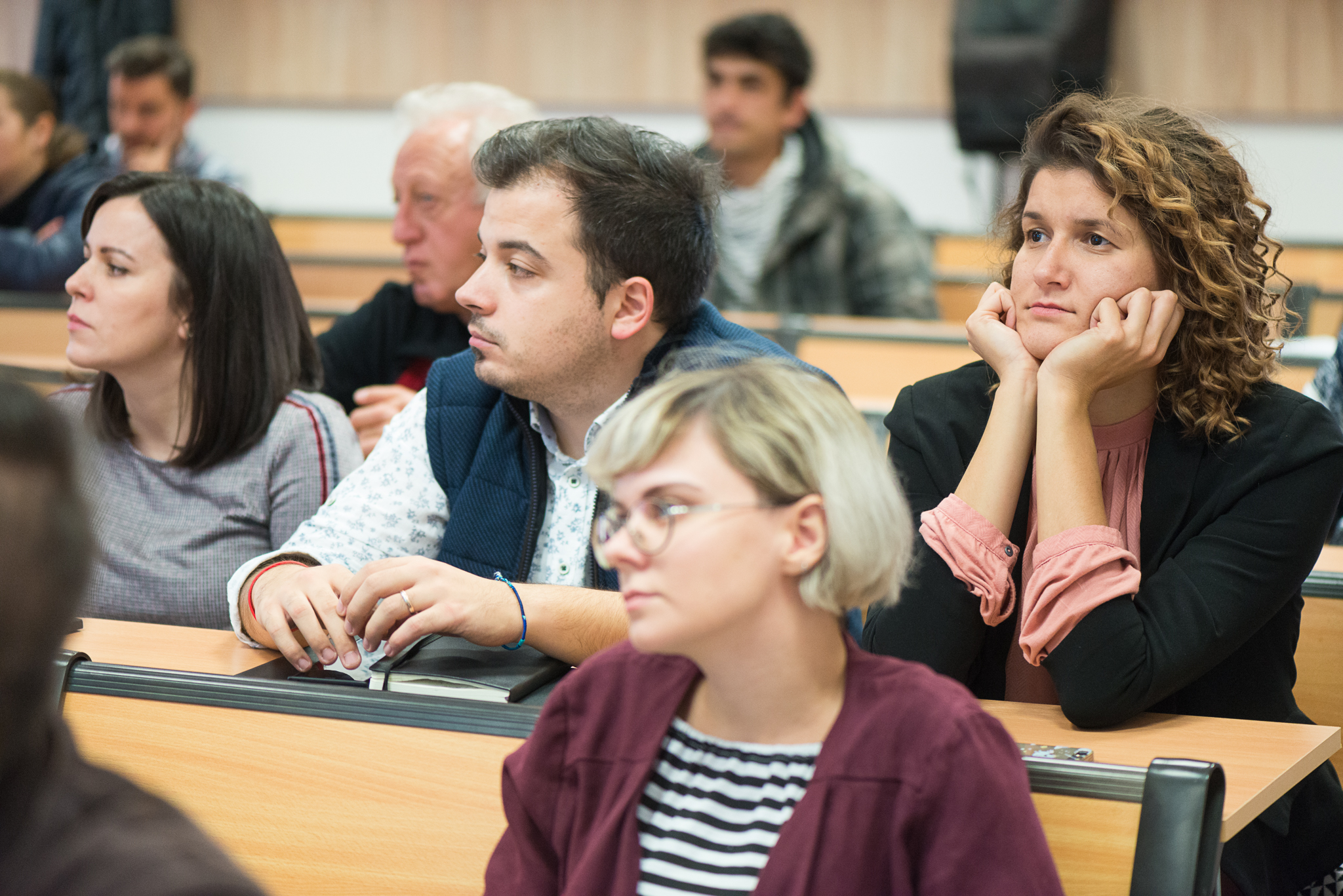 Primăria Sfântu Gheorghe acordă şi în acest an burse pentru studenții din anii terminali