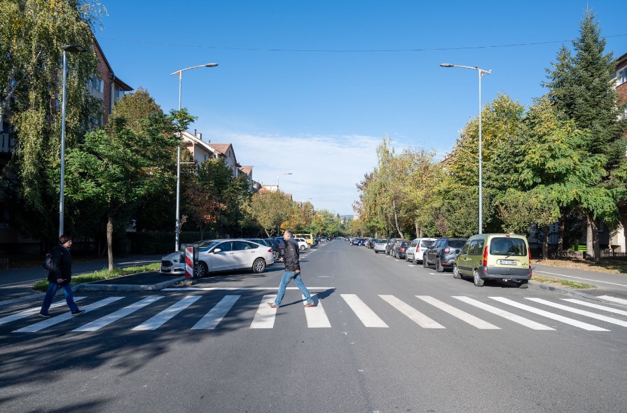 Covor asfaltic nou pe strada Nicolae Iorga