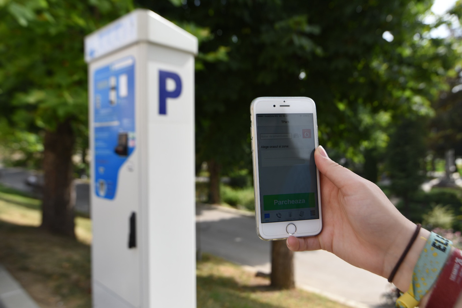 Din 8 septembrie, parcarea în Sfântu Gheorghe se plătește doar prin SMS sau aplicaţie mobilă
