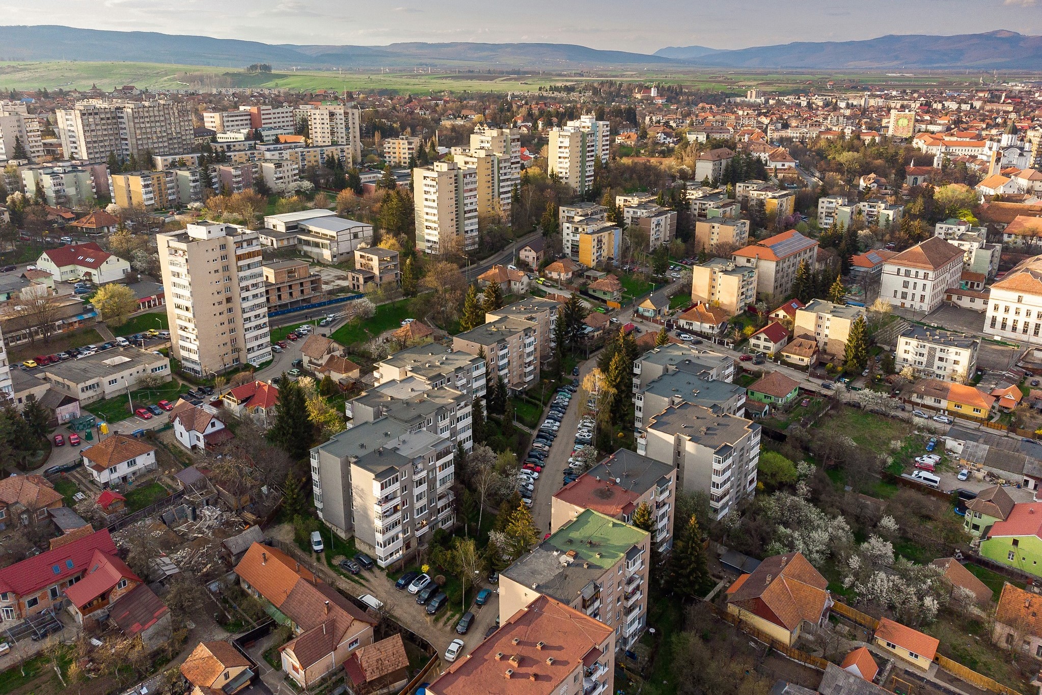 Primăria Sfântu Gheorghe inventariază blocurile de locuințe din oraș