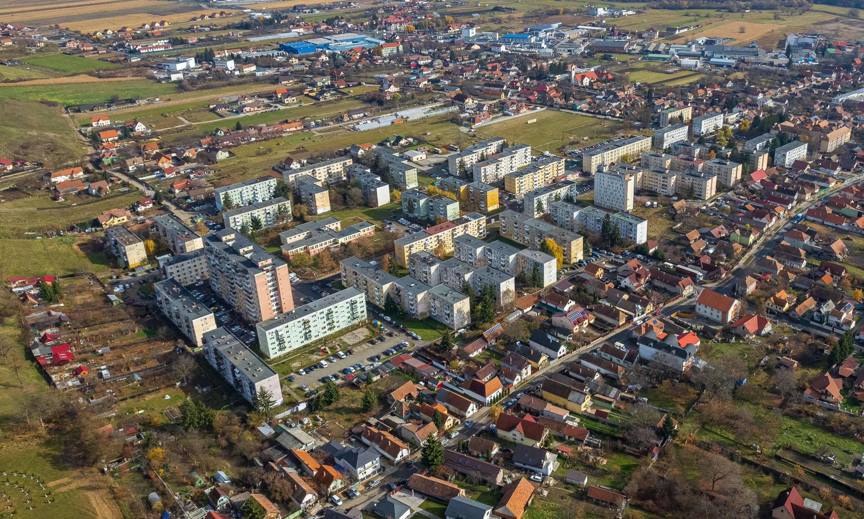 Încă şapte scări de bloc din Sfântu Gheorghe vor beneficia de finanțare pentru igienizarea subsolurilor