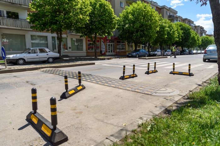 Zone de siguranţă pentru pietoni, montate în 15 locaţii din Sfântu Gheorghe